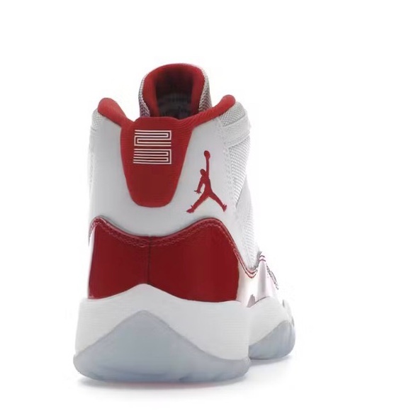 Jordan 11 retro Kids Sneakers Red and White - Picture 3 of 8